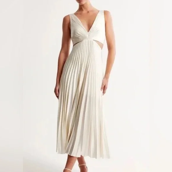 Ivory Abercrombie Giselle Pleated Dress - Picture 1 of 6